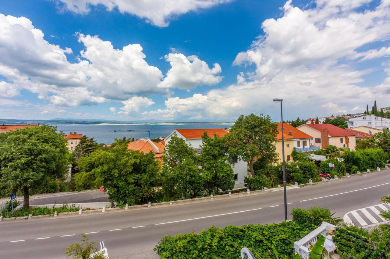 Apartments Marijana Crikvenica Exterior foto