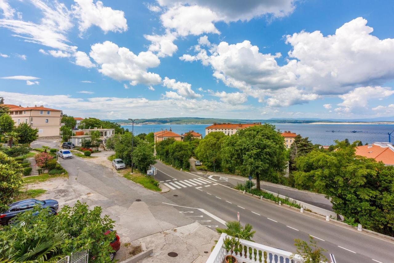 Apartments Marijana Crikvenica Exterior foto